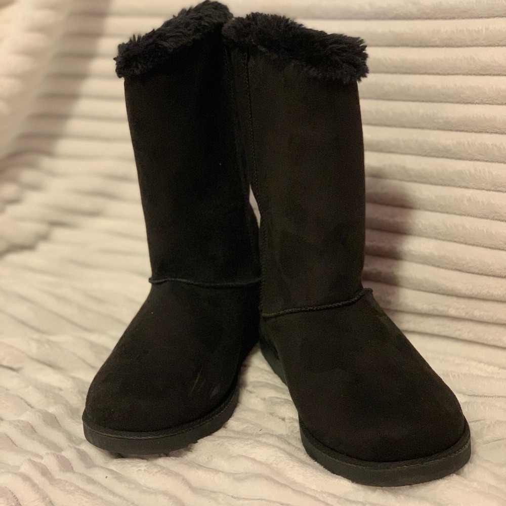 Black Boots